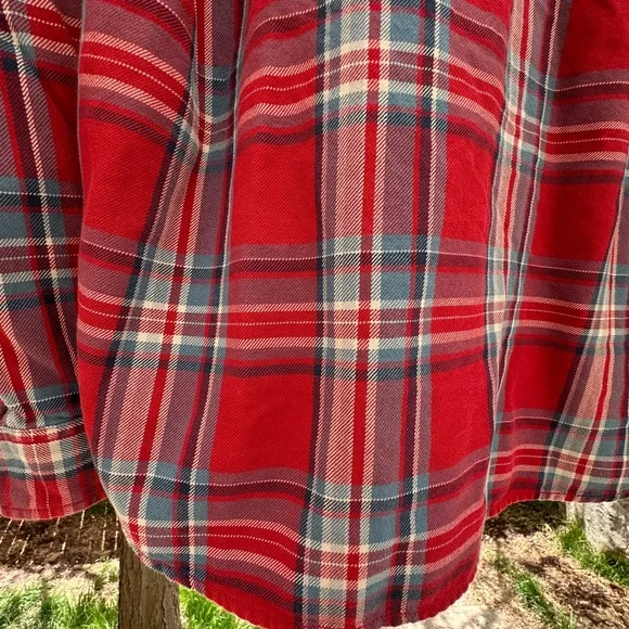 J. Crew Men's Red Midweight Flannel Plaid Shirt Large - Picture 4 of 14